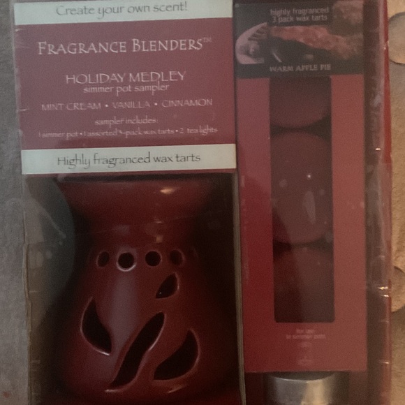 Red Simmer Pot Sampler - Picture 6 of 6